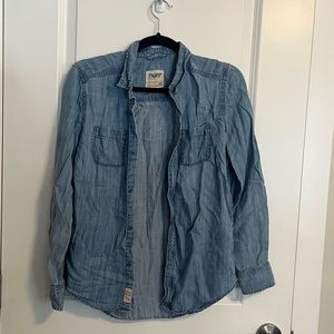 TNA by Aritzia Denim Shirt